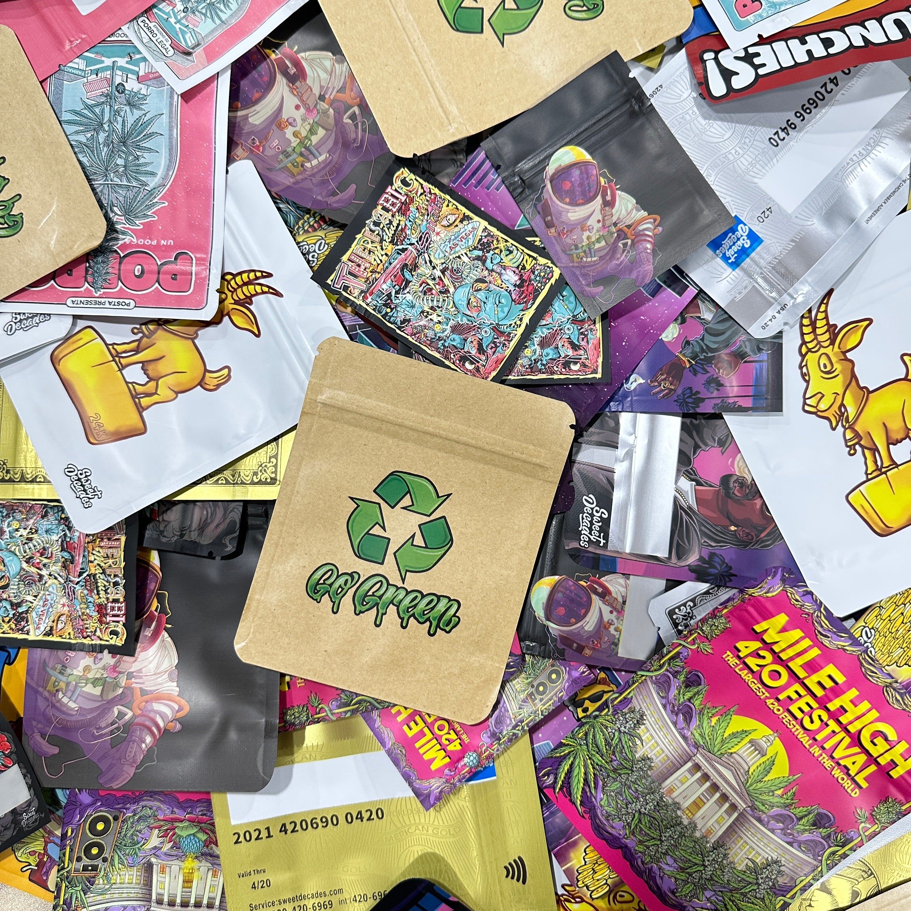 3.5g Mylar Bags Smell proof Ziplock Bags Laser Hologram CBD small Pouch 3.5g 100 pcs Customized your logo