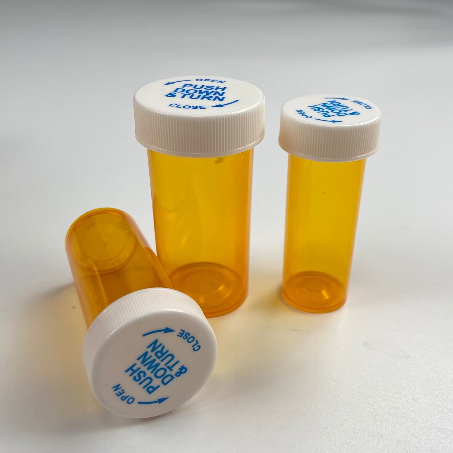 Anti-child pressure screw cap PP pill bottle, food grade medicine bottle